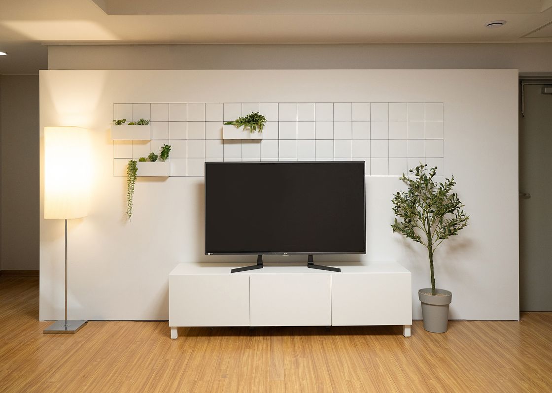 An installation case of Energy Tiles