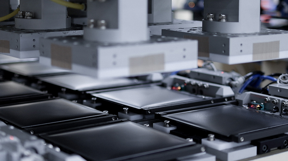 프레스/셀 형성 공정 사진